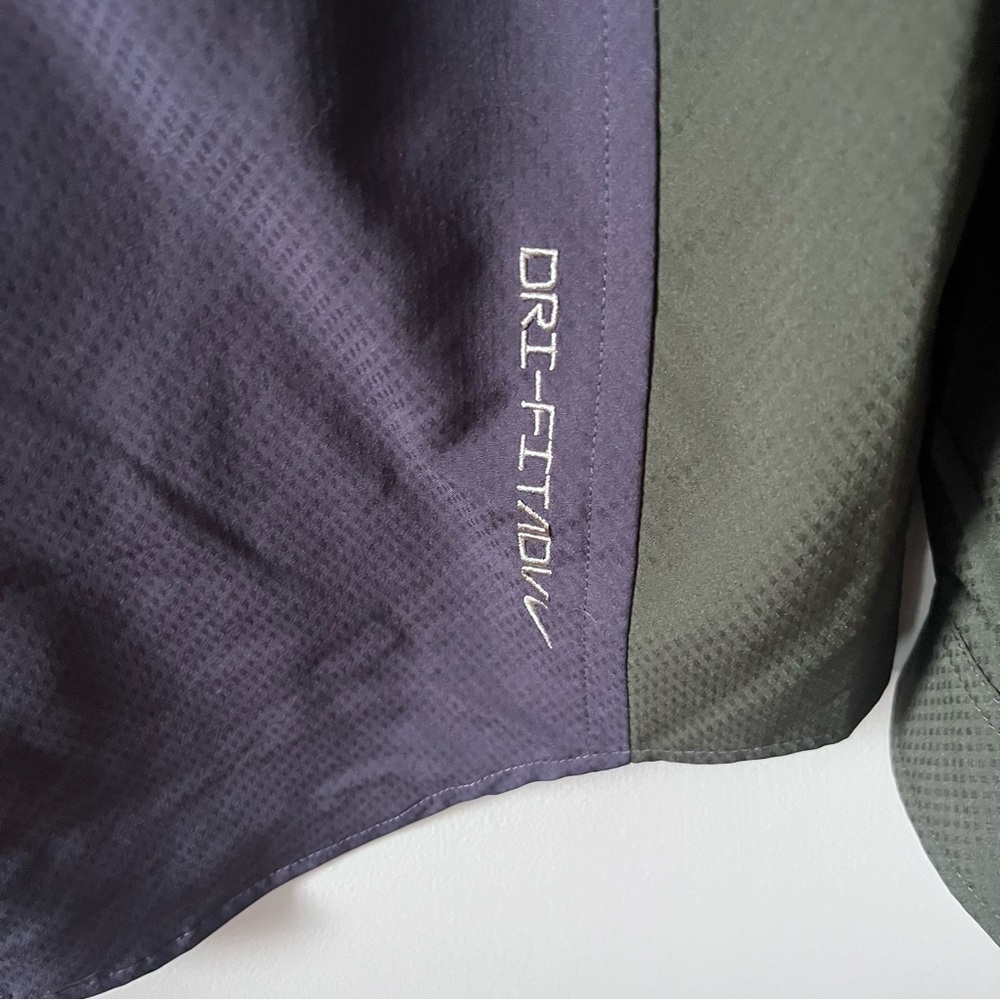 ACG DRI-FIT ADV UV DEVASTATION TRAIL JACKET - Picture 3 of 8